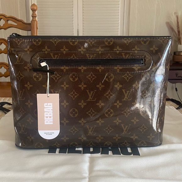 LV Pochette Cosmos LIMITED EDITION Monogram Glaze Eclipse Canvas - Picture 3 of 11